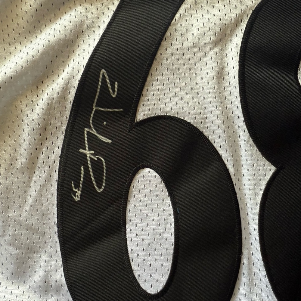 Signed Willie Parker Steelers Jersey
